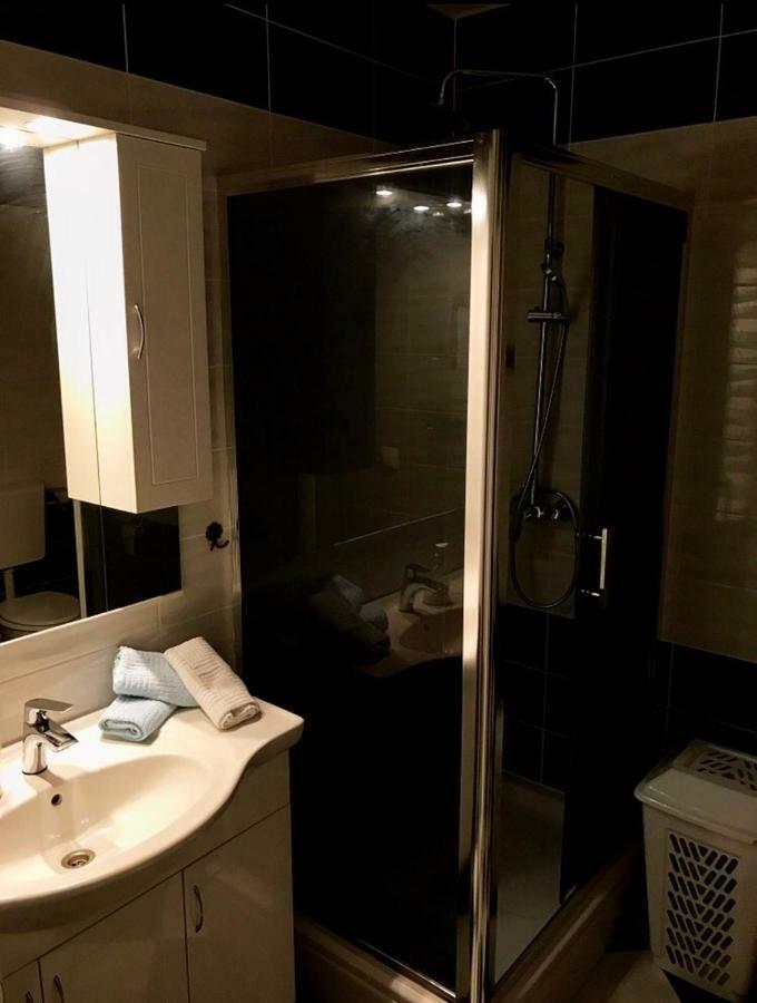 Mundial Apartments Njivice Ngoại thất bức ảnh