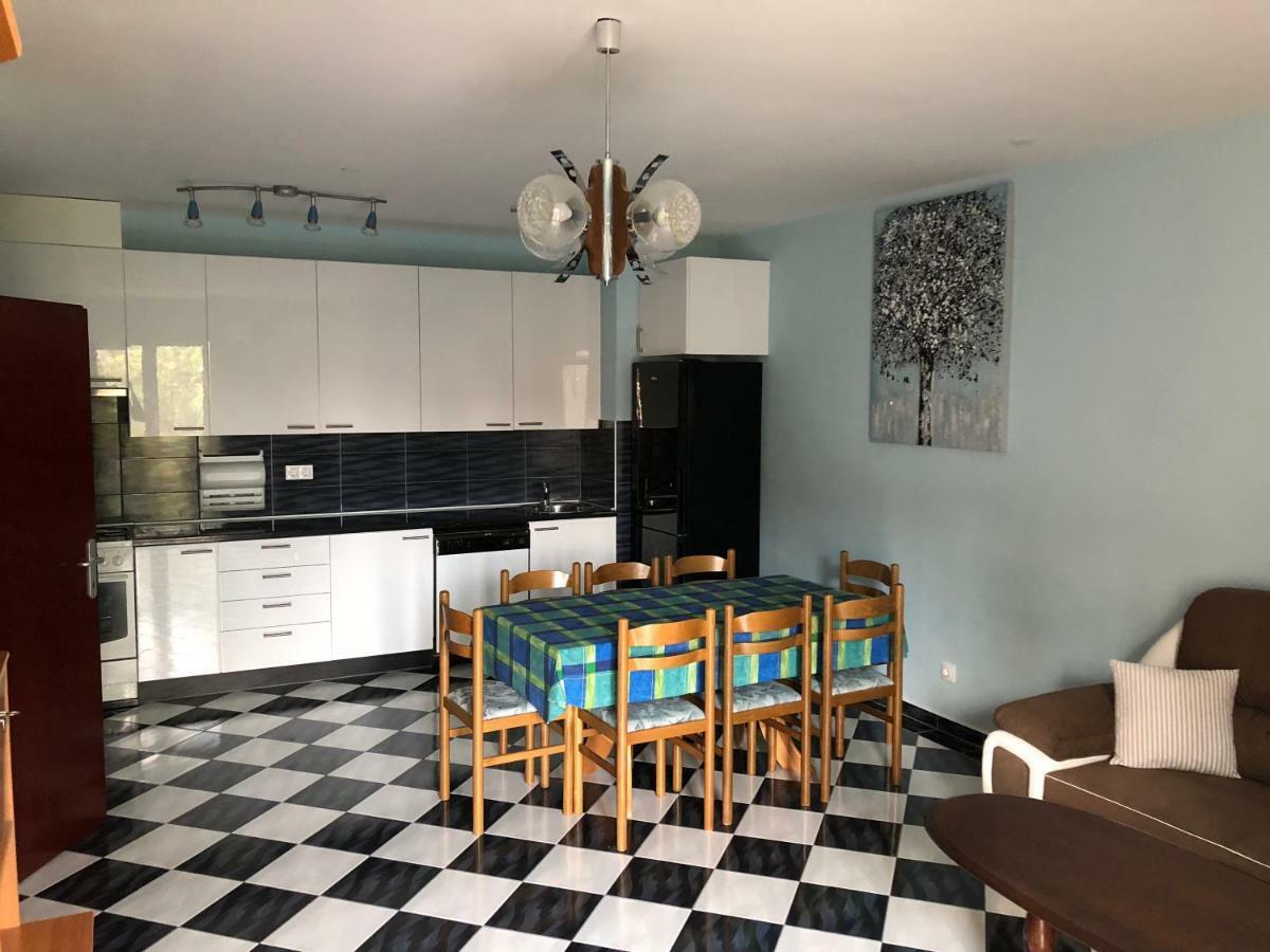 Mundial Apartments Njivice Ngoại thất bức ảnh
