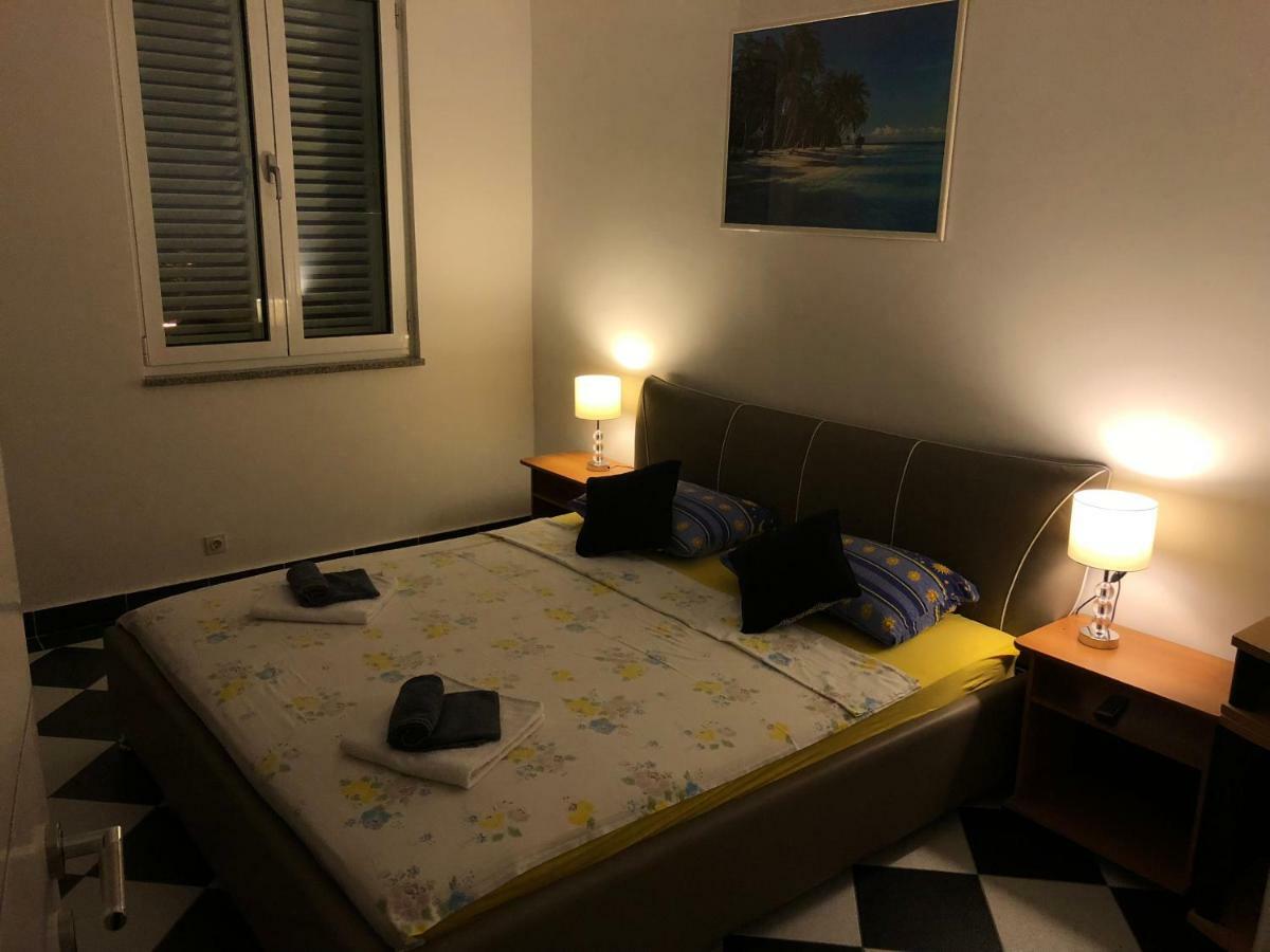 Mundial Apartments Njivice Ngoại thất bức ảnh